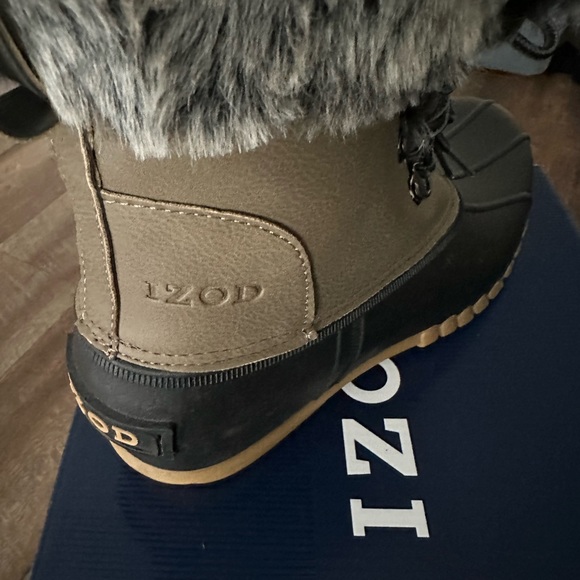 Izod winter Storm snow or rain boots sz 9M and 7M - Picture 7 of 9